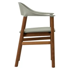 Normann Copenhagen Armlehnstuhl Herit blassgrün, eichefarbig