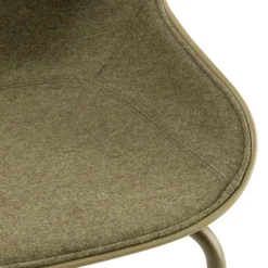 Normann Copenhagen Armlehnstuhl Hyg oliv