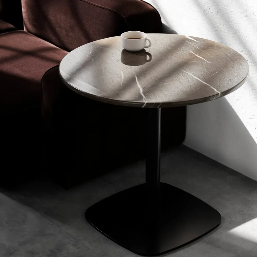 Normann Copenhagen Bartisch Form sandbraun Hot