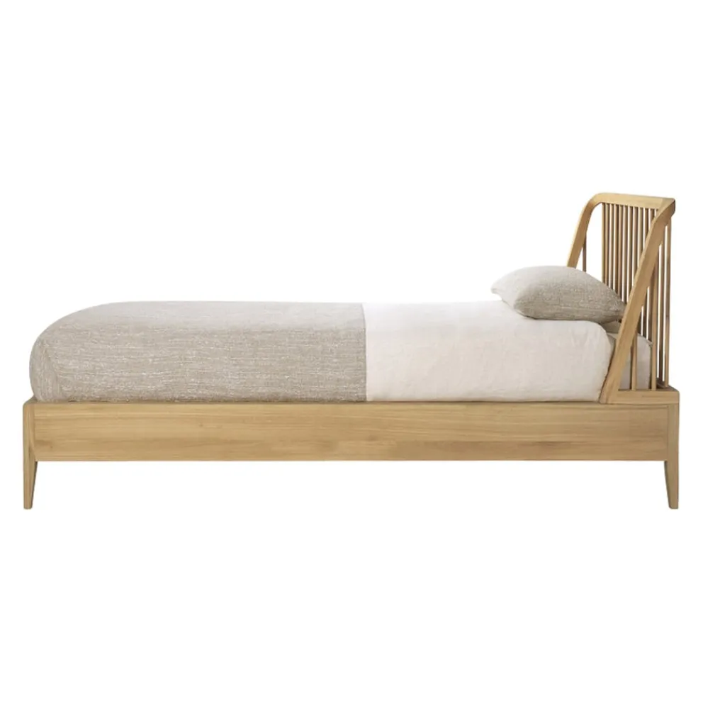 Ethnicraft Bett Spindle eichefarbig Clearance