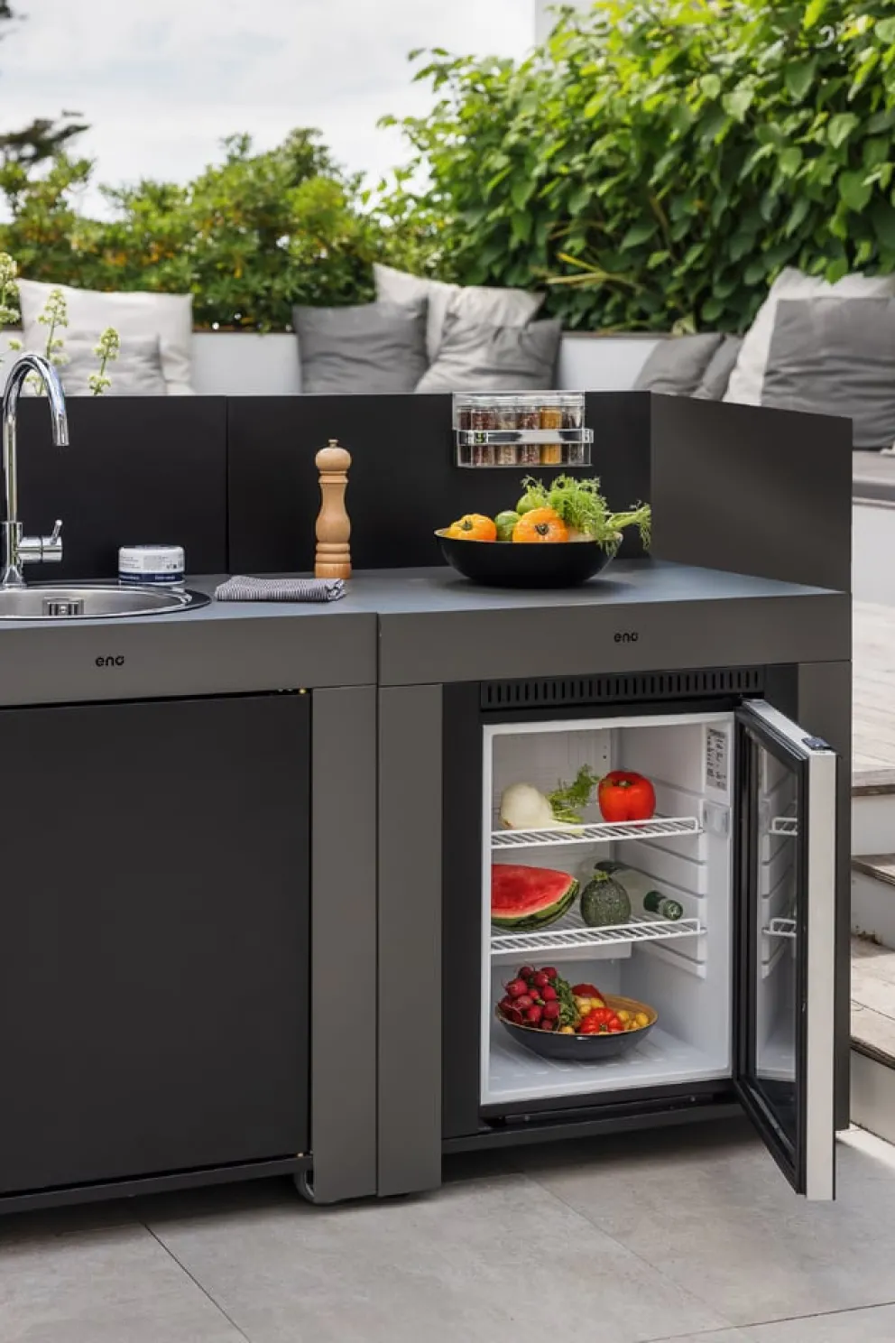 ENO Planchas Einbau-Kühlschrank Eno schwarz, weiss Hot