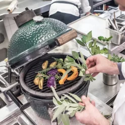 Big Green Egg Holzkohlegrill Minimax BBQ dunkelgrün Online