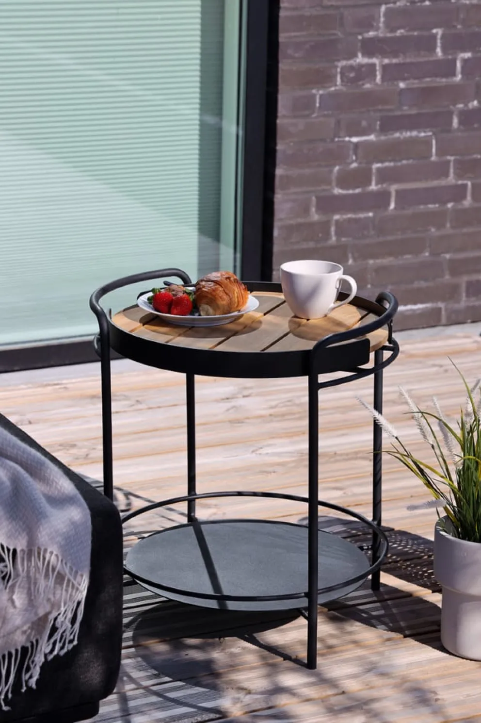 SACKit Serviertisch Patio schwarz Hot