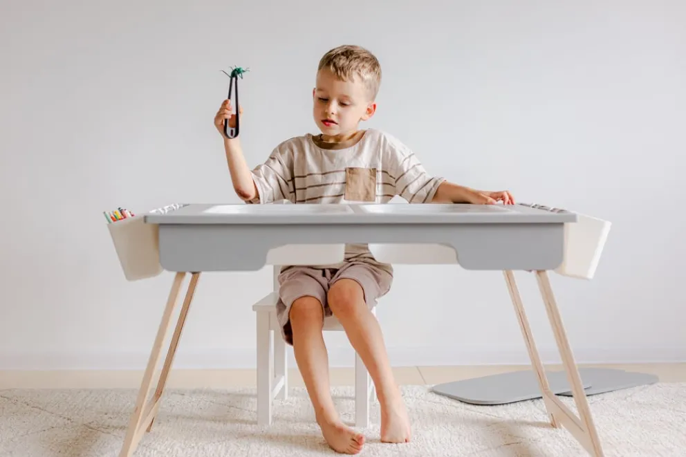 Duck Woodworks Sinnestisch/Spieltisch Rauna grau Online