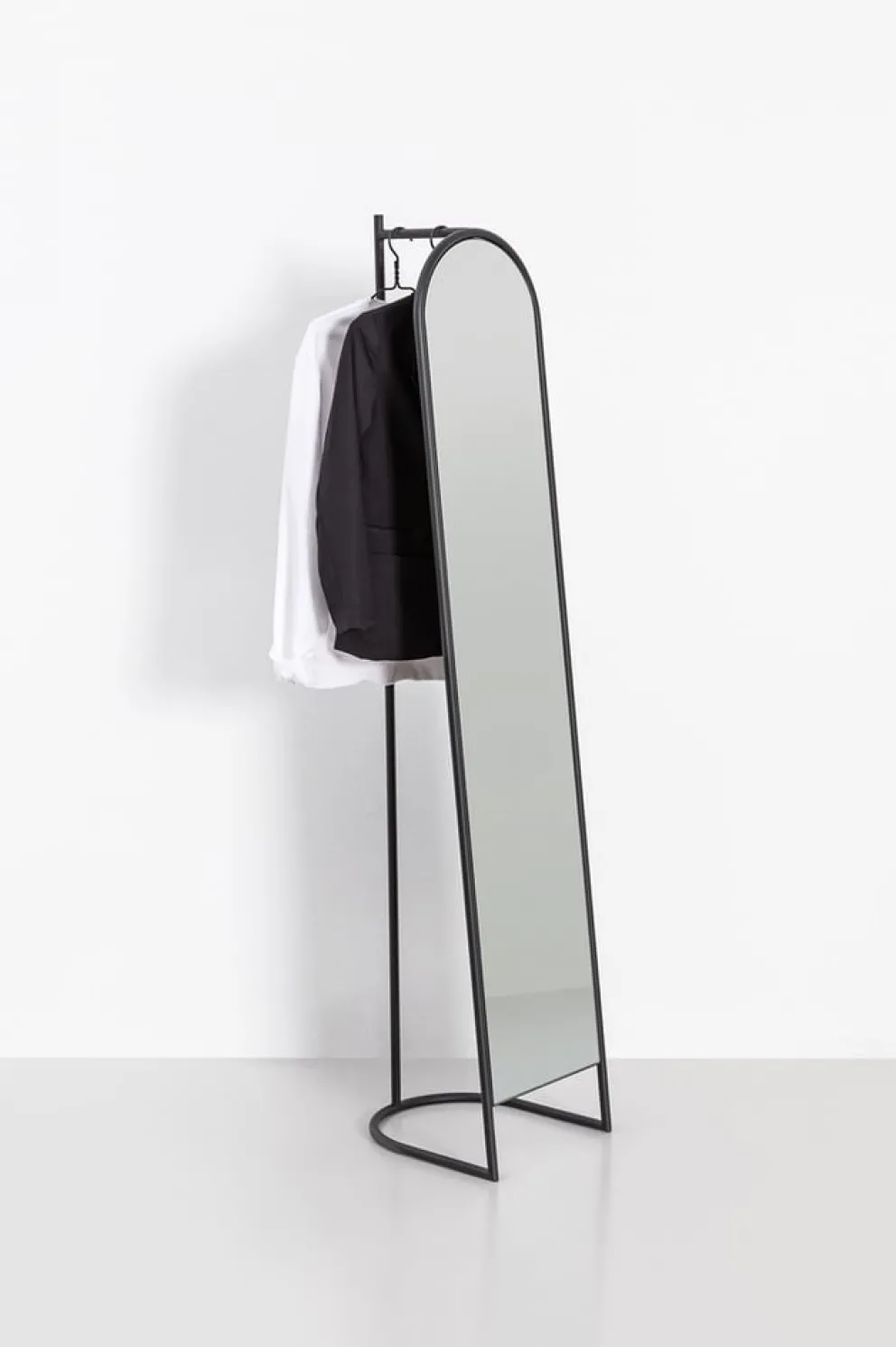 atelier pfister Standspiegel Gams schwarz Outlet